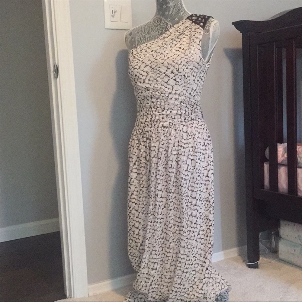 Max and Cleo dress